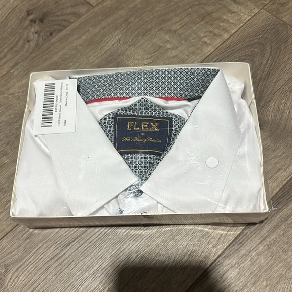 🔹NWT Mens Long Sleeve Stretch Dress Shirt Wrinkle-Free Regular Fit Button Down - Picture 7 of 7